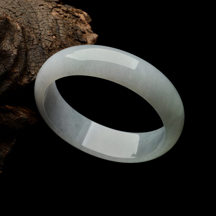 （超值推荐）糯冰种晴水贵妃镯（52mm-48mm）
