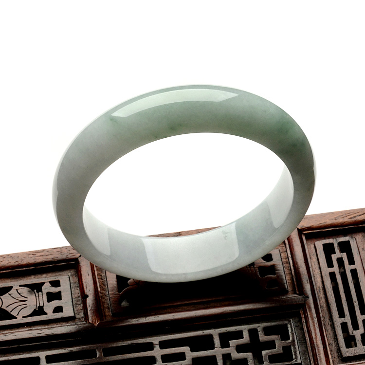 （超值推荐）糯冰种晴水手镯（58.2mm）