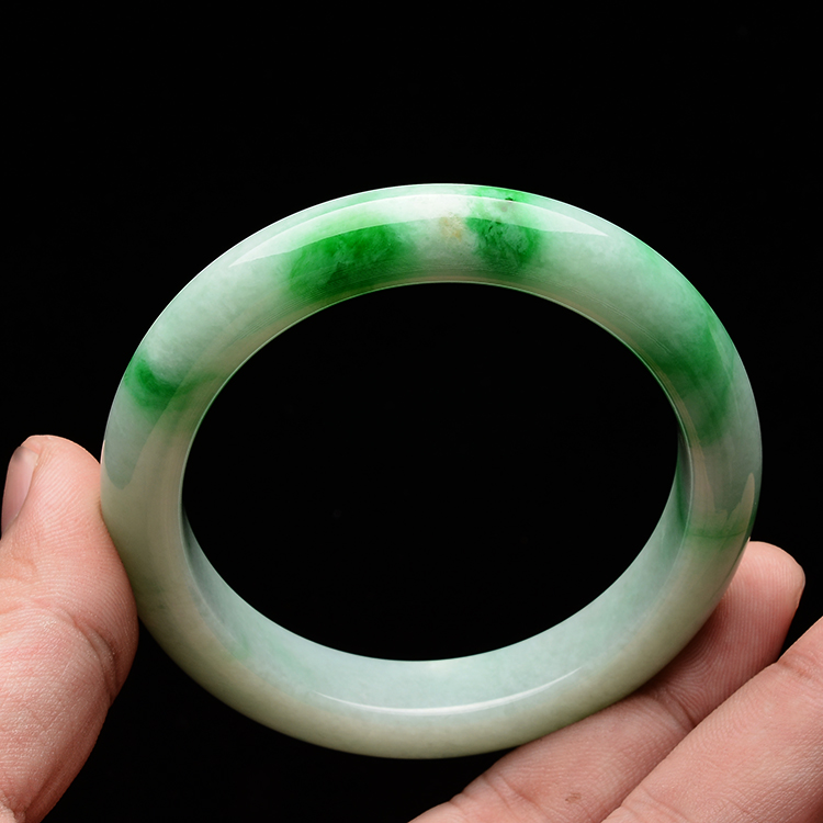 (超值推荐)糯冰种飘翠手镯(56.2mm)