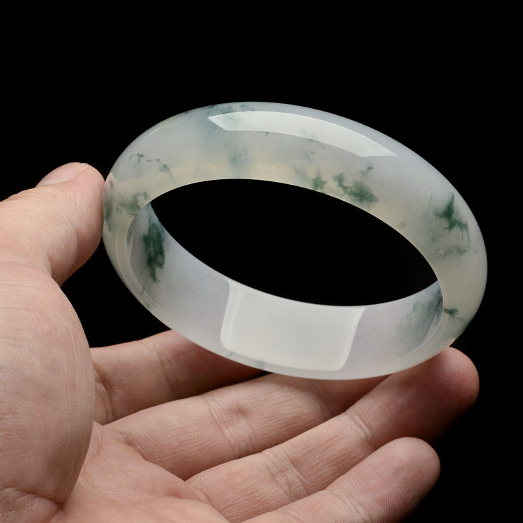 （超值推荐）糯冰种飘花手镯（59mm）