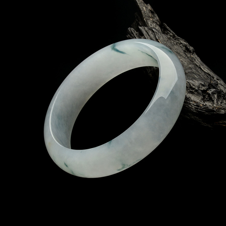 （超值推荐）糯冰种飘花手镯（57.6mm）