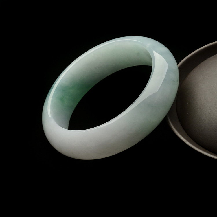 糯冰种飘翠手镯（53.6mm）
