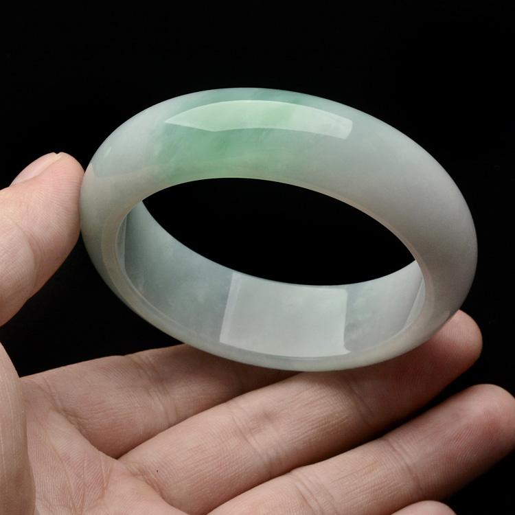 糯冰种飘翠手镯（53.6mm）