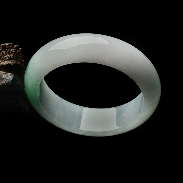 糯冰种飘翠手镯（53.6mm）