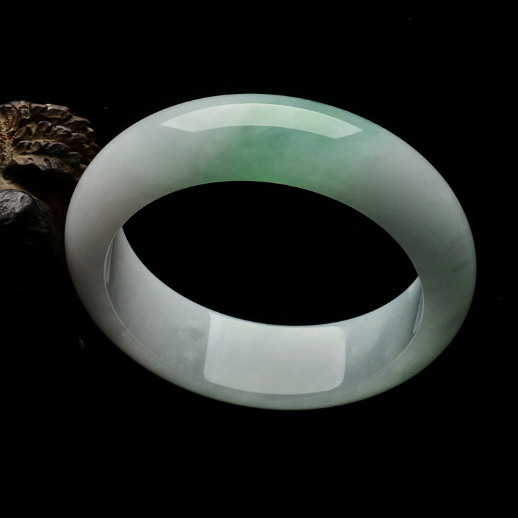 糯冰种飘翠手镯（53.6mm）