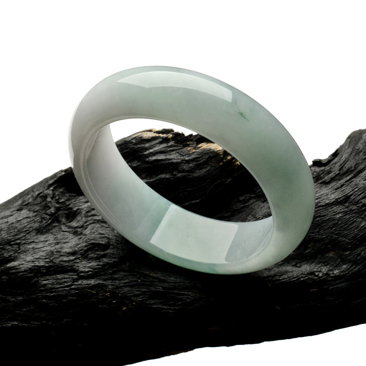 糯冰种飘翠手镯（53.6mm）