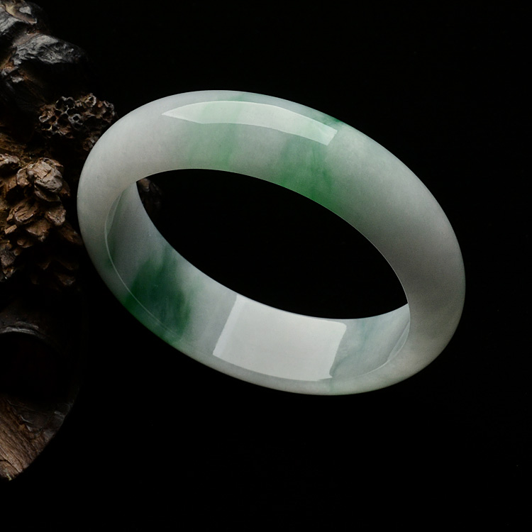 糯冰种飘翠手镯（56.5mm）