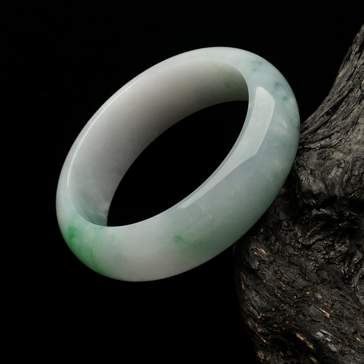 糯冰种飘翠手镯（56.3mm）