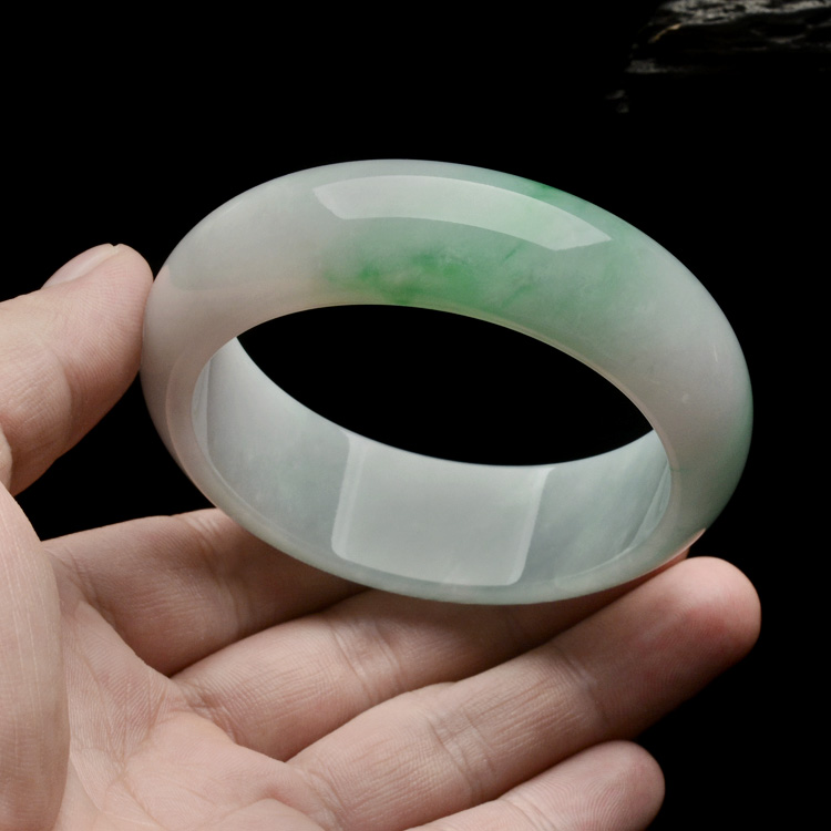 糯冰种飘翠手镯（56.3mm）