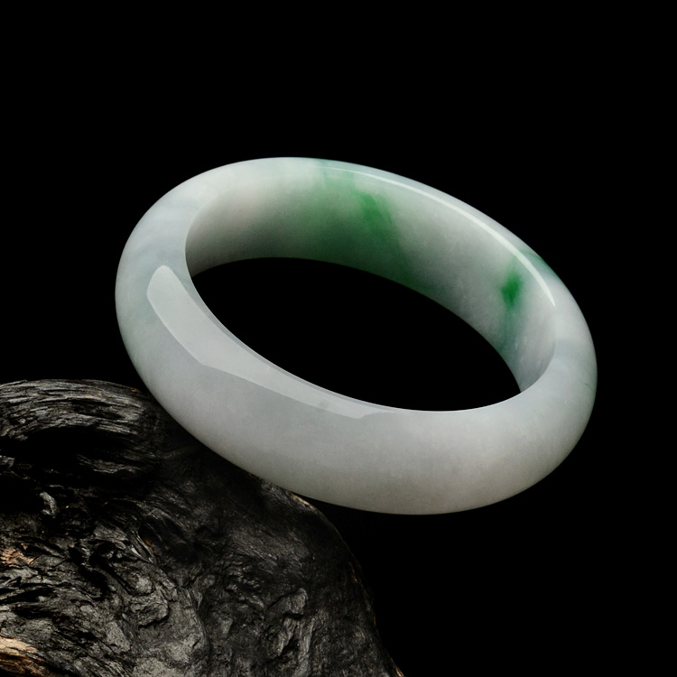 糯冰种飘翠手镯（55.5mm）