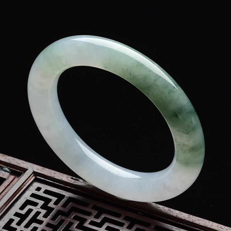 糯冰种晴水飘花圆条手镯(56.1mm)