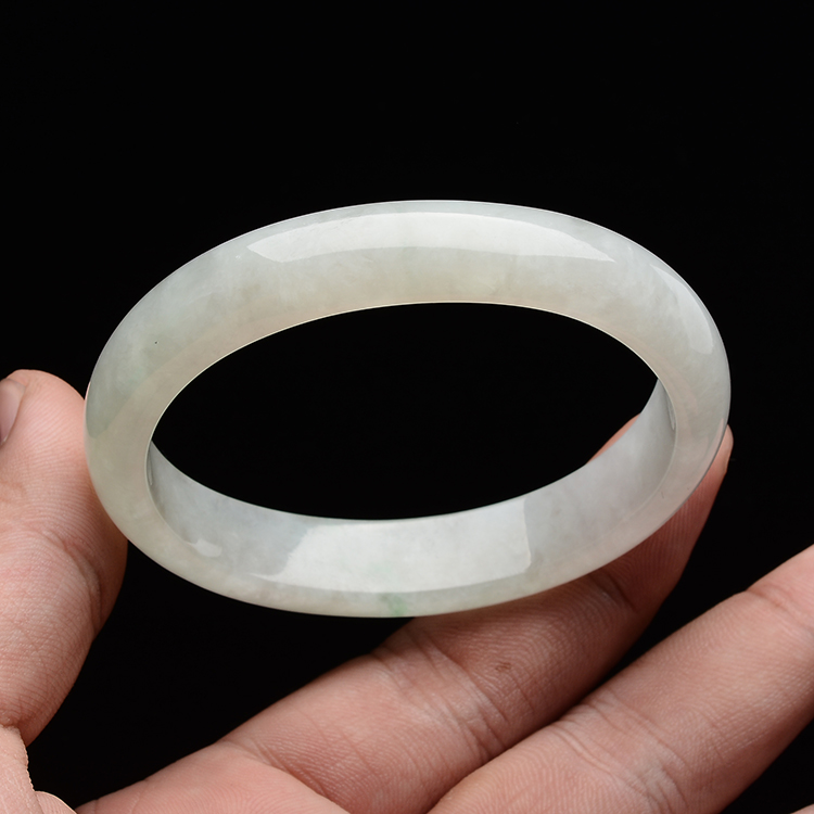 糯冰种晴水贵妃镯(57mm-49mm)