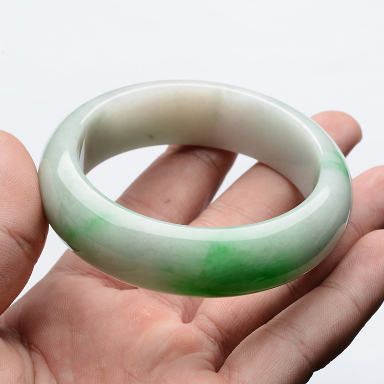 (超值推荐)糯冰种晴水飘翠手镯(57.3mm)