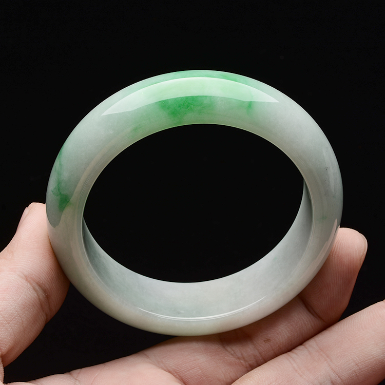 (超值推荐)糯冰种晴水飘翠手镯(57.3mm)
