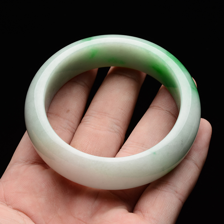 (超值推荐)糯冰种晴水飘翠手镯(57.3mm)