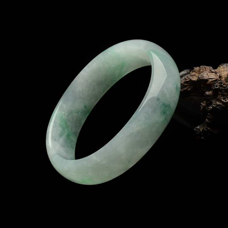 （超值推荐）糯冰种飘花贵妃镯（53.5mm-44.7mm）