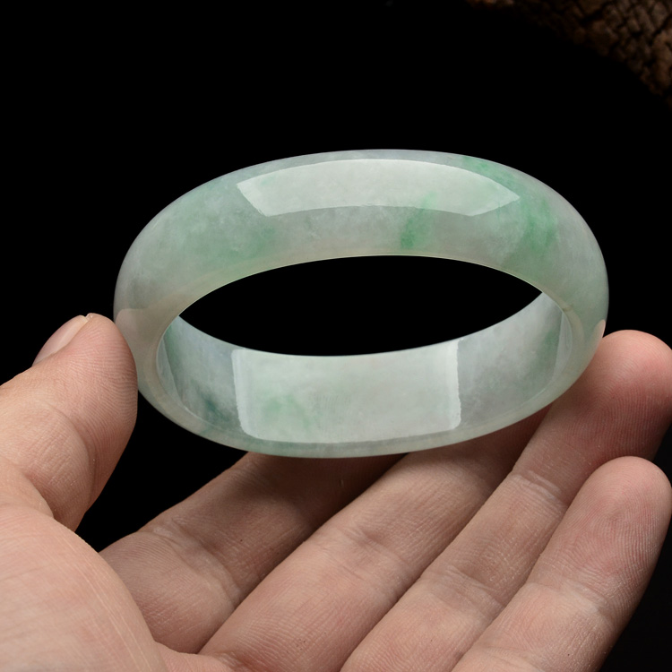 （超值推荐）糯冰种飘花贵妃镯（53.5mm-44.7mm）