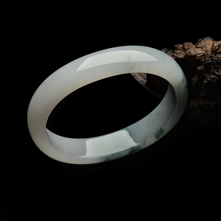 （超值推荐）糯冰种飘花贵妃镯（54.5mm-46.5mm）