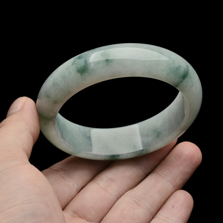 （超值推荐）糯冰种飘花手镯（58.6mm）