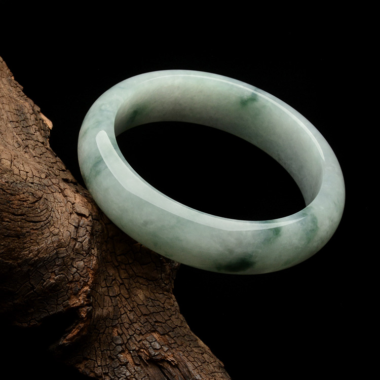 （超值推荐）糯冰种飘花手镯（58.6mm）