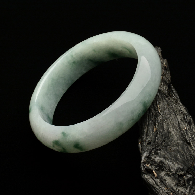 （超值推荐）糯冰种飘花手镯（58.6mm）