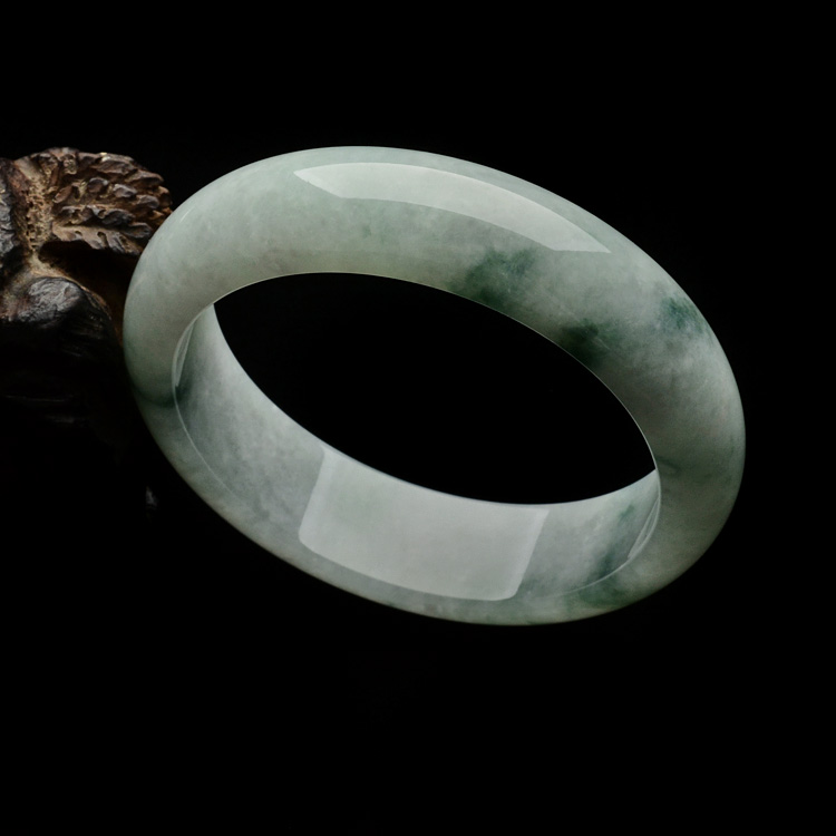 （超值推荐）糯冰种飘花手镯（58.6mm）