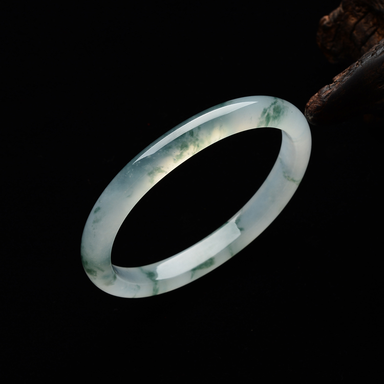 冰种飘花贵妃镯(52.3mm-45.1mm)
