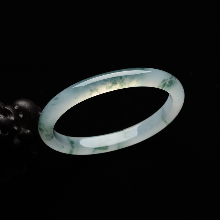 冰种飘花贵妃镯(52.3mm-45.1mm)