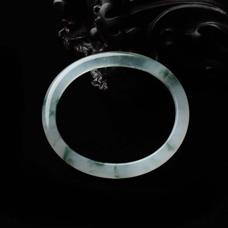 冰种飘花贵妃镯(52.3mm-45.1mm)