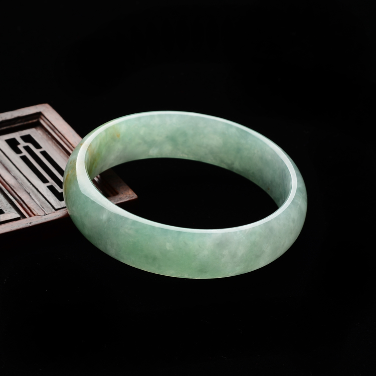 糯冰种豆绿带黄翡手镯(54.2mm）