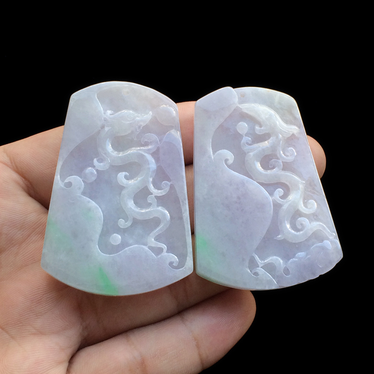 糯冰种淡春带彩仿古龙凤牌挂件（一对）
