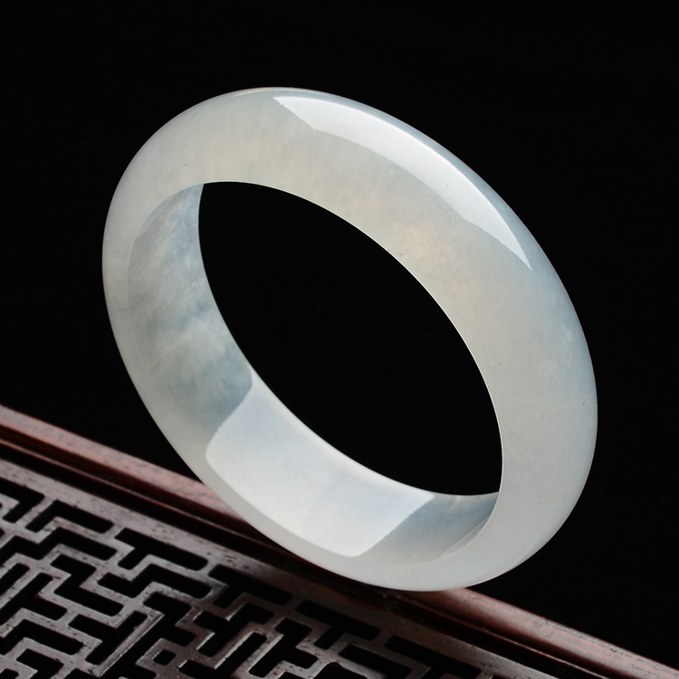 冰种淡晴水手镯(56.1mm)
