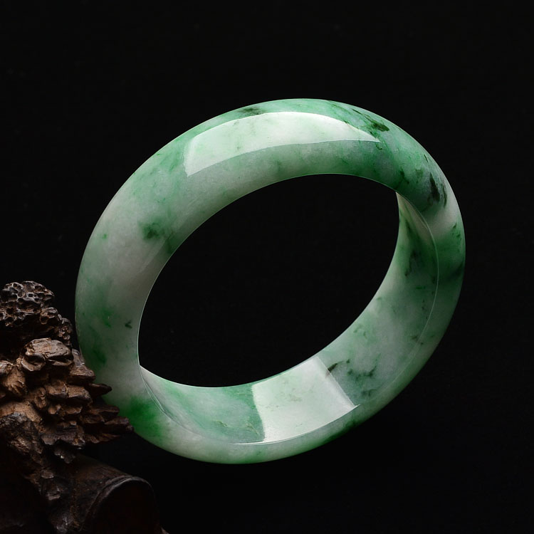 （超值推荐）糯冰种飘翠手镯（61mm）
