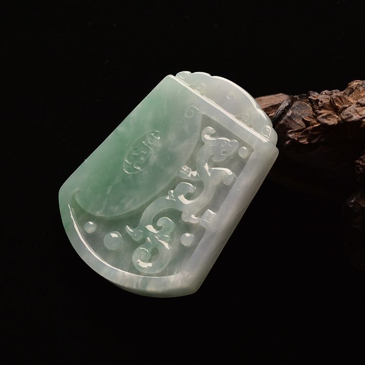 糯冰种晴水仿古龙凤牌挂件（一对）