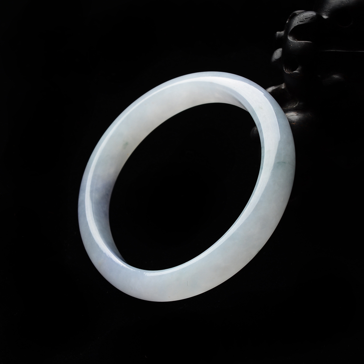 糯冰种淡紫罗兰飘花贵妃镯(52.8mm-45.5mm）