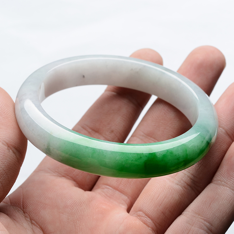 (超值推荐)糯冰种飘阳绿手镯(57.8mm）