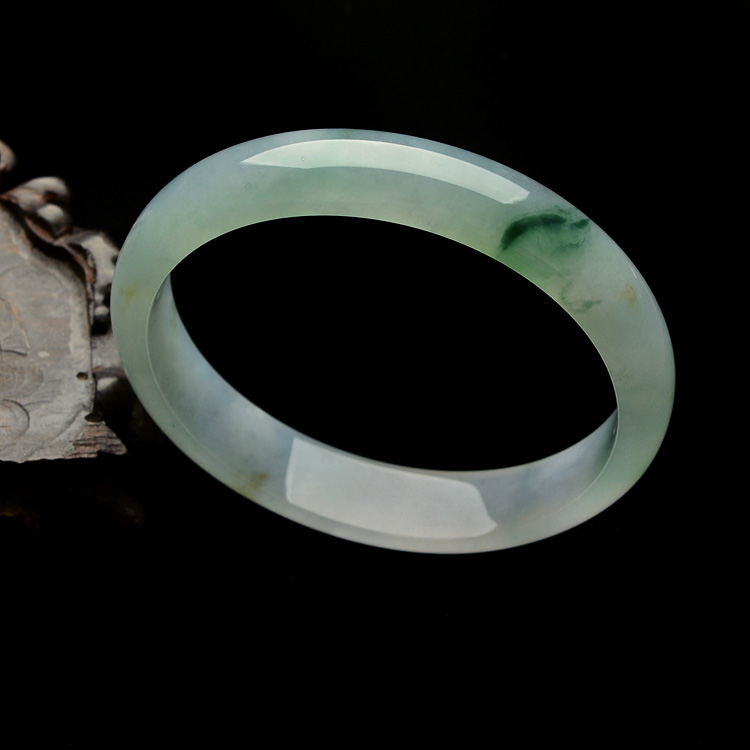 （超值推荐）糯冰种飘花略带黄翡手镯（58.6mm ）