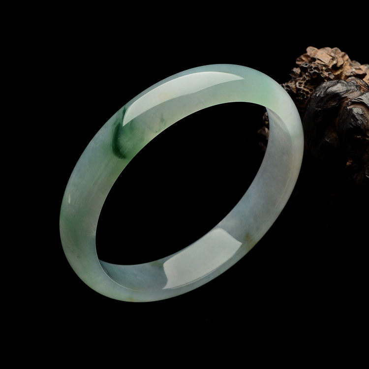 （超值推荐）糯冰种飘花略带黄翡手镯（58.6mm ）