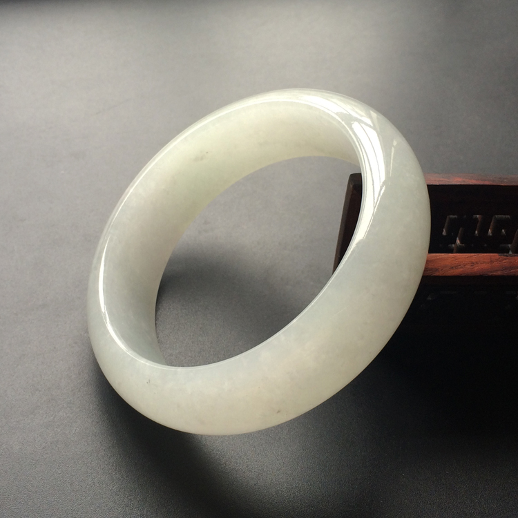 糯冰种白色手镯(58mm)