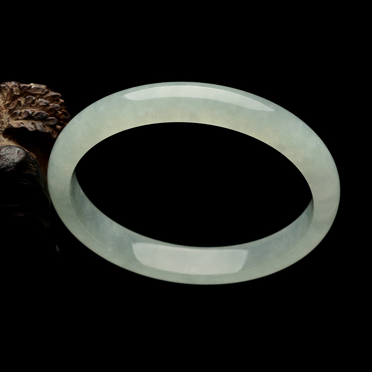 （超值推荐）糯冰种晴水手镯（58.2mm ）