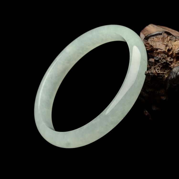 （超值推荐）糯冰种晴水手镯（58.2mm ）