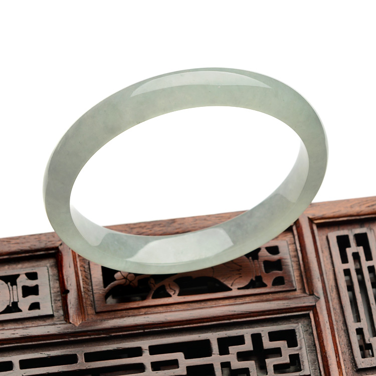 （超值推荐）糯冰种晴水手镯（58.2mm ）