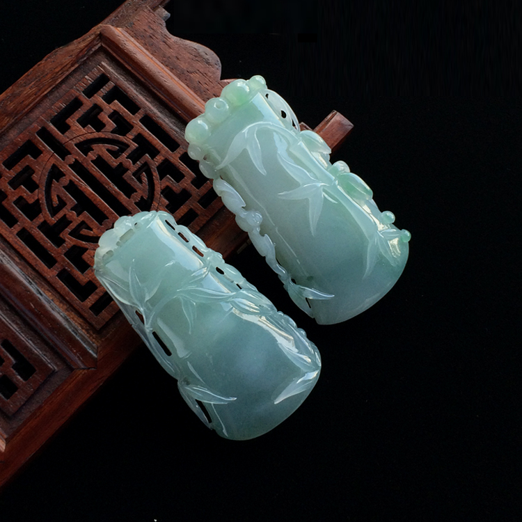 （超值推荐）糯冰种晴水/晴水略飘花节节高挂件（一对）
