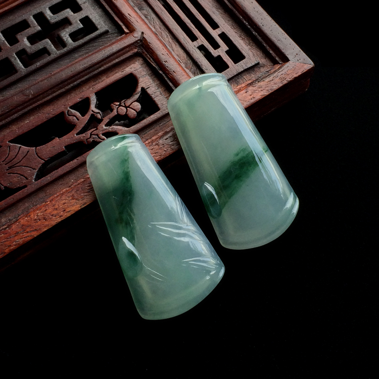 （超值推荐）糯冰种飘花节节高挂件一对