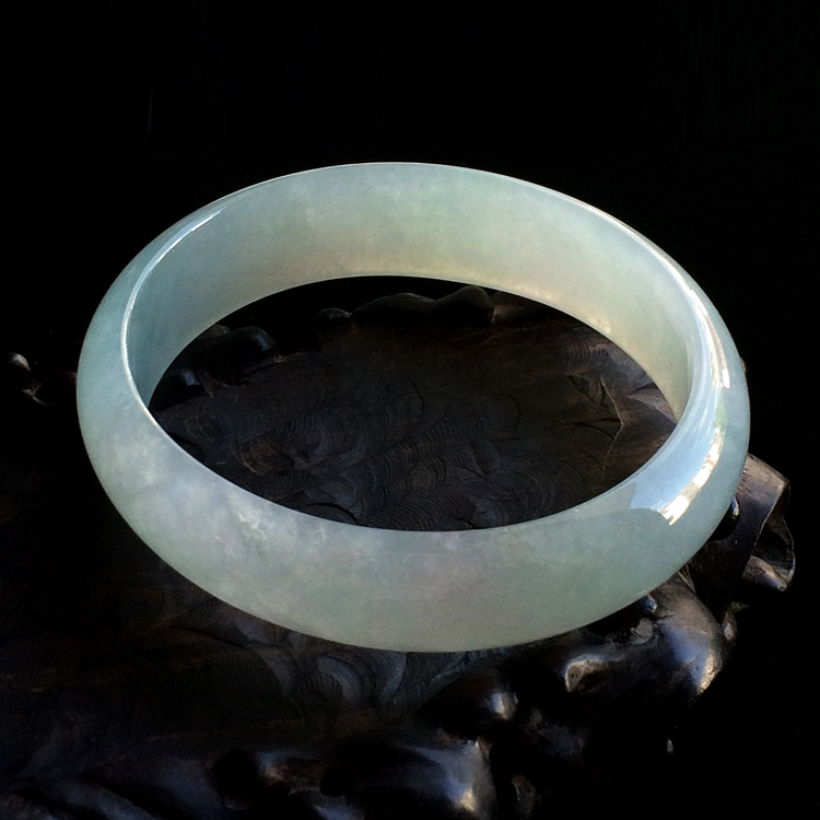 （超值推荐）糯冰种晴水贵妃镯（54.3mm-48.3mm）