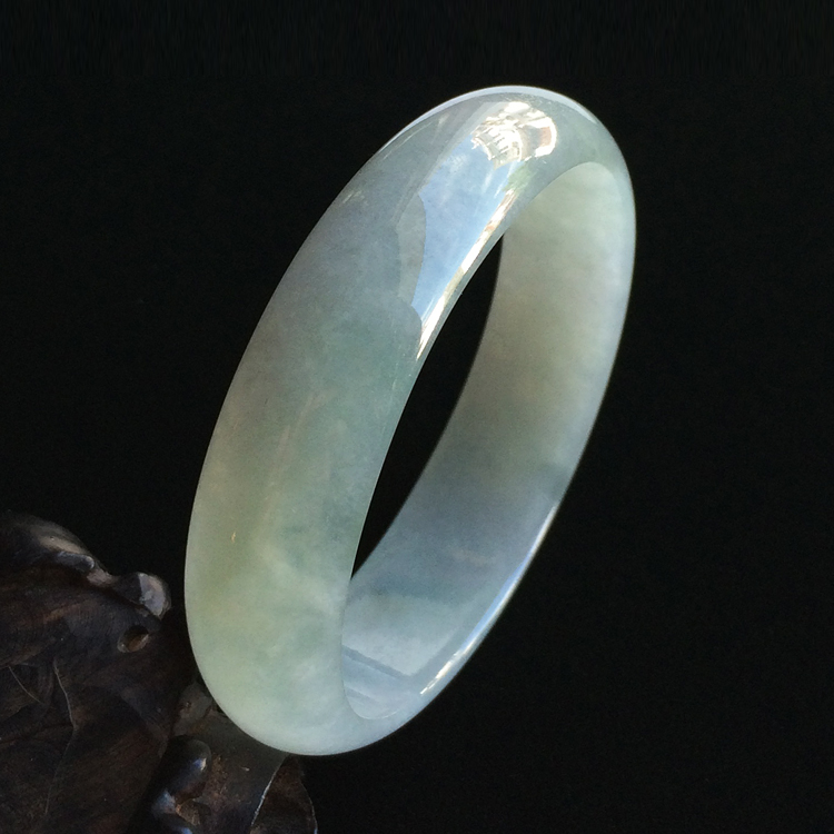 （超值推荐）糯冰种晴水贵妃镯（54.3mm-48.3mm）