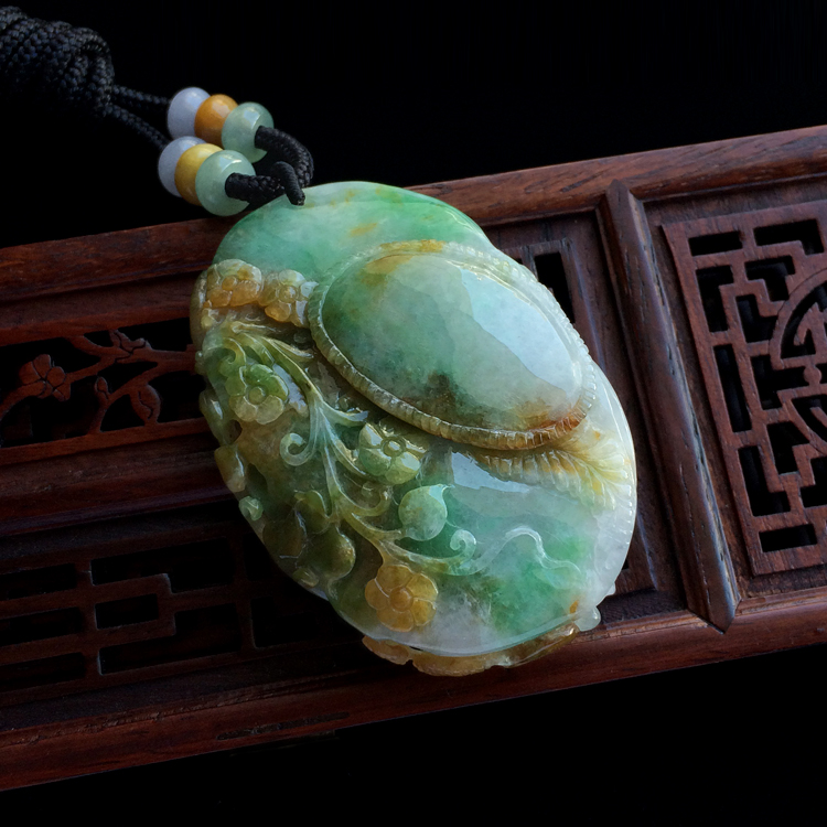 （超值推荐）糯冰种三彩花开富贵挂件