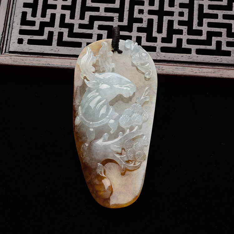 (超值推荐)糯冰种褐黄翡松鹿同春挂件