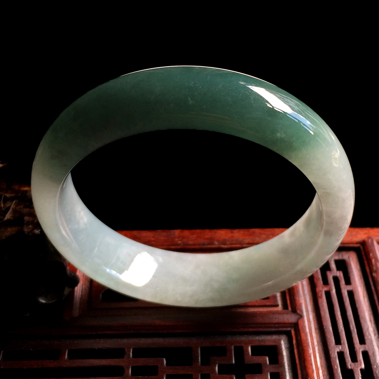（超值推荐）糯冰种蓝晴水手镯（58.7mm）