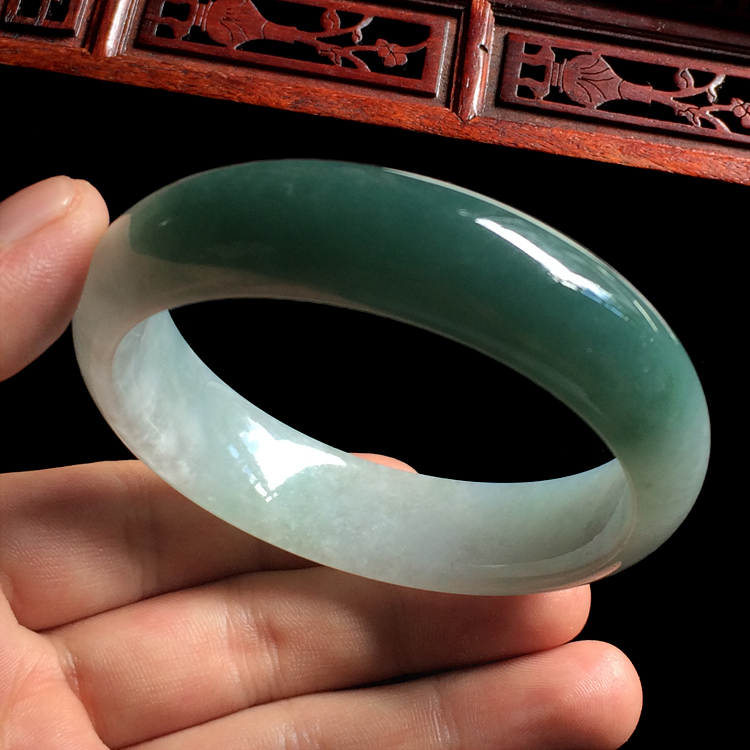 （超值推荐）糯冰种蓝晴水手镯（58.7mm）